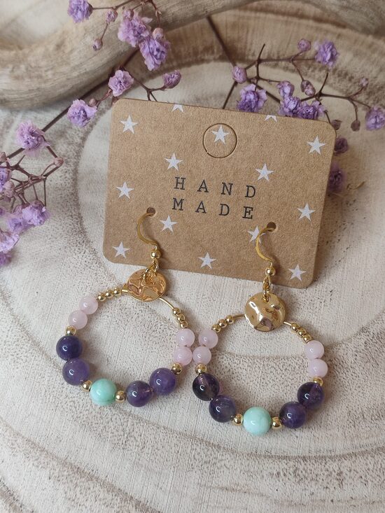 Boucles d'oreilles créoles et ses perles naturelles 🩵🩷💜 réf.B1435