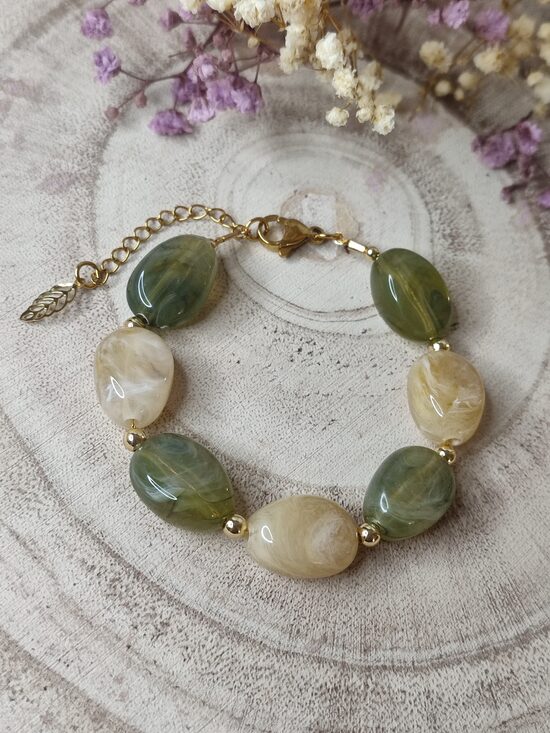 Bracelet acier et perles acryliques 💚🤍 réf.C1G