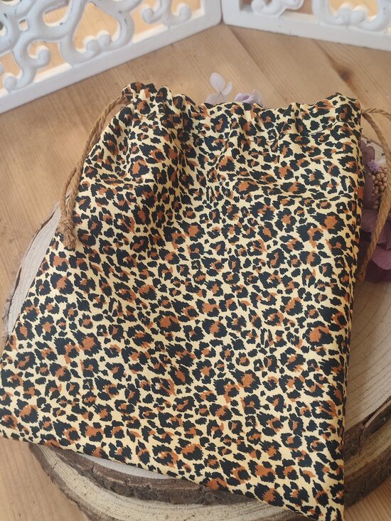 🤎 Pochon fait-main taille L 🖤