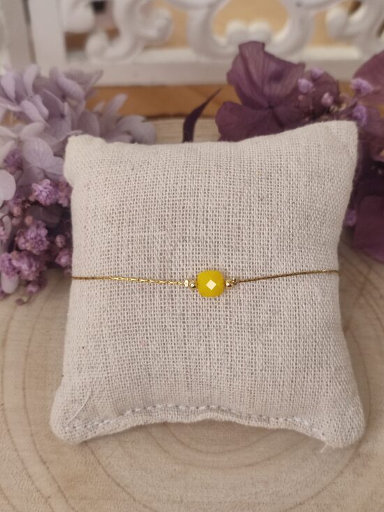 Bracelet acier inoxydable et sa petite perle facettée 💛