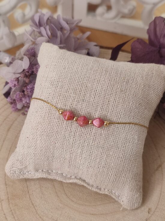Bracelet acier inoxydable et ses perles roses 🌸