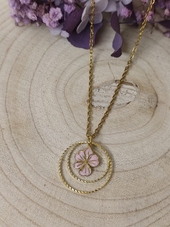 Collier fleur rose 🩷 acier et laiton 