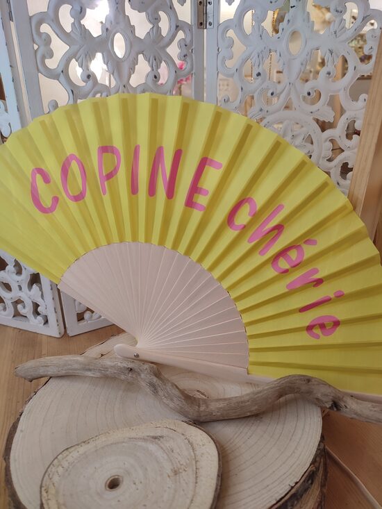 Éventail "copine chérie" 💛