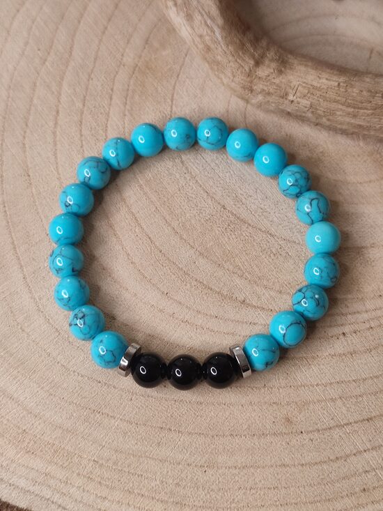 Bracelet perles noires et calcite turquoise 🩵🖤 réf.B111