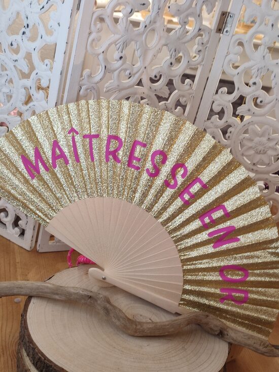 Éventail "Maitresse en or" 💗