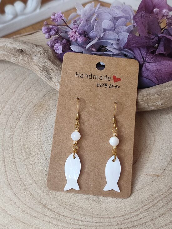 Boucles d'oreilles poisson nacre et acier 🤍