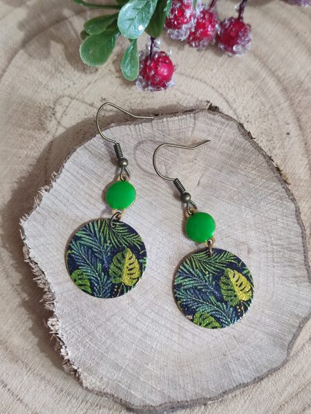 Boucles d'oreilles en laiton et sequins pailletés "feuilles" 💚 réf.B762