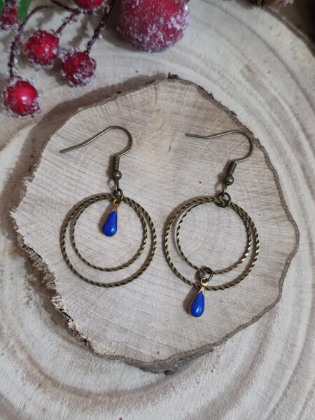 Boucles d'oreilles dépareillées en laiton 💙 réf.B793