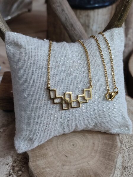 Collier en acier inox doré réf.C829