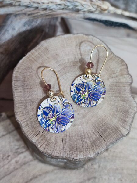 Boucles d'oreilles en acier inox et sequins fleuris 💜 réf.B1014