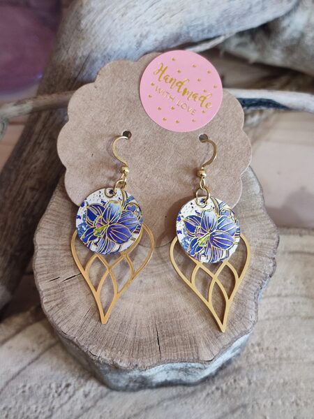 Boucles d'oreilles en acier inox et sequins fleuris 💜 réf.B1044