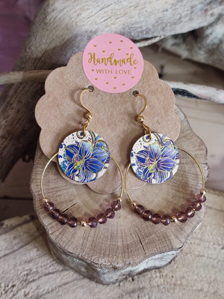 Boucles d'oreilles en laiton/acier inox et sequins fleurs 💜 réf.B1055